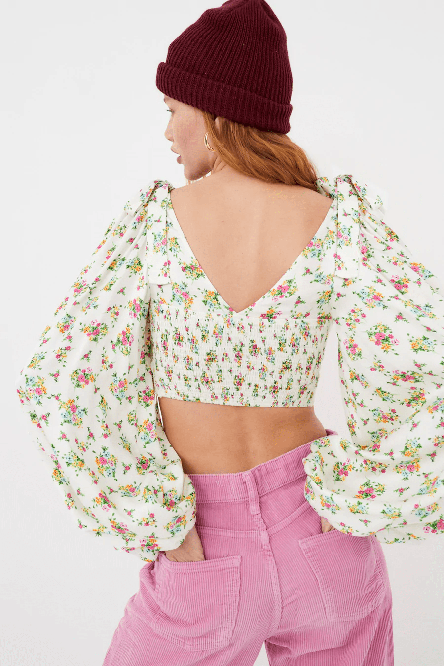 絲滑花卉澎袖短版上衣